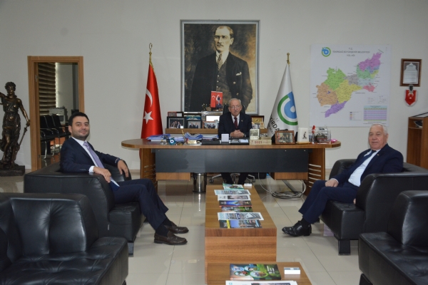 Odamz Ynetim Kurulu Bakan zzet Volkan, orlu ofrler Odas Bakan Sayn Abdullah Ba ile Tekirda Bykehir Belediye Bakan Sayn Kadir Albayraka Ziyarette Bulundu
