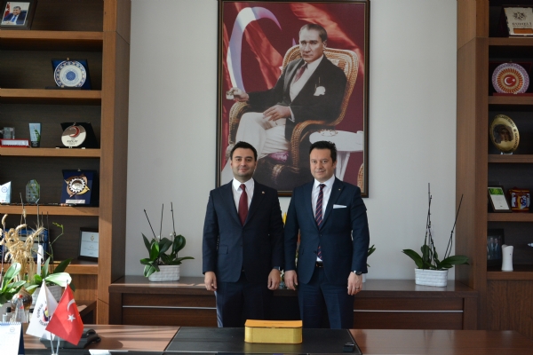 erkezky Halk Bankas ube Mdr Erhan Tan, Odamz Ynetim Kurulu Bakan zzet Volkan´a Ziyarette Bulundu
