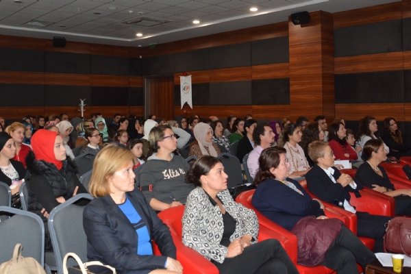 Daha Kolay Nasl renirim Anne? Semineri Odamzda Gerekleti