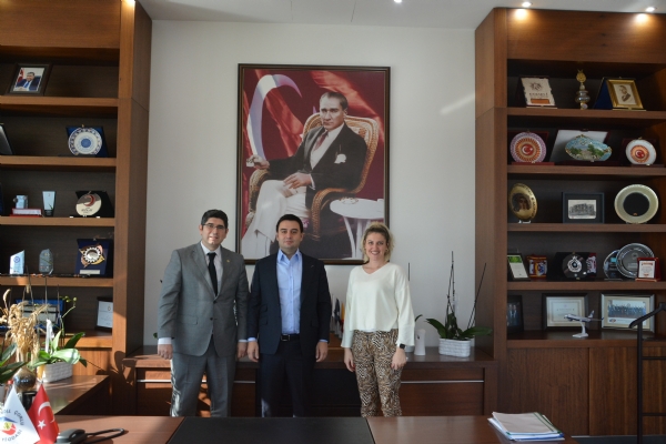 ekerbank orlu ubesinden Odamz Ynetim Kurulu Bakan zzet Volkan´a Ziyaret