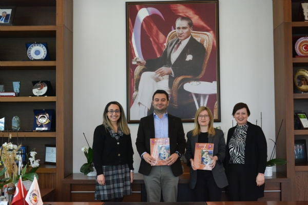 Benek Kolejinden  Odamz Ynetim Kurulu Bakan  zzet Volkana Ziyaret