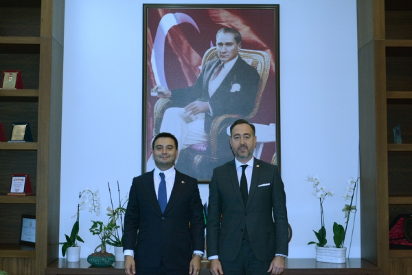 Tekirdağ Barosu Başkanı Sn. Egemen Gürcün Odamız Yönetim Kurulu Başkanı İzzet Volkan´ı Ziyaret Etti