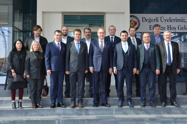 CHP Tekirda Milletvekilleri; Faik ztrak, lhami zcan Aygun ve Beraberindeki Heyetten Odamza Ziyaret