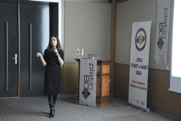 Odamz birliinde "Dijital Reklamclk ve Pazarlamann nemi" Toplants Gerekleti
