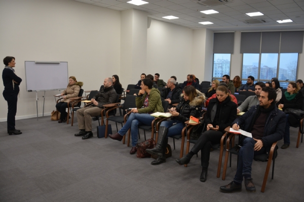 Uygulamal Giriimcilik Eitimi Balad