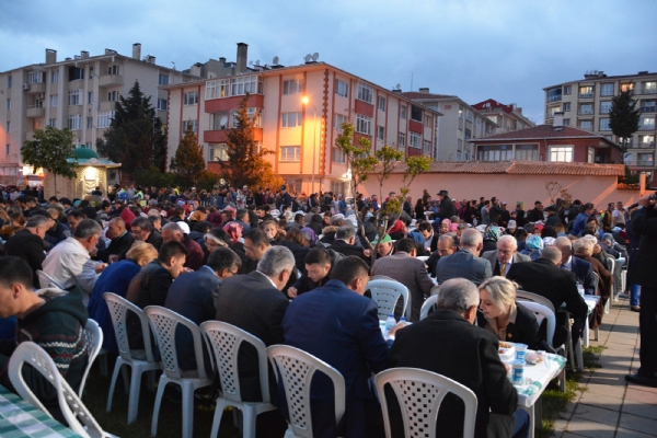 Geleneksel ftar Yemei Organizasyonumuz orlu Aevinde Gerekleti