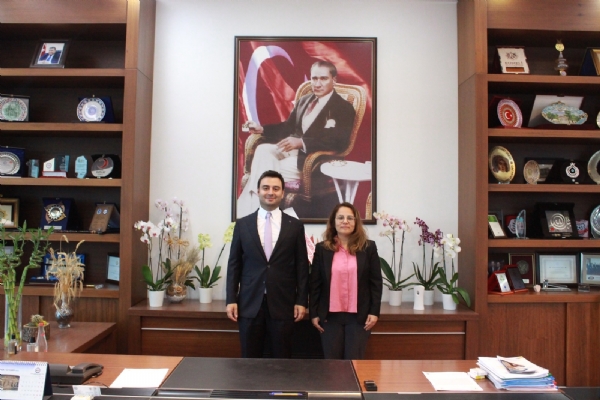 KOSGEB Tekirdağ Kuzey Müdürü Sayın Esin Sayın´dan Odamız Yönetim Kurulu Başkanı İzzet Volkan´a Tebrik Ziyareti