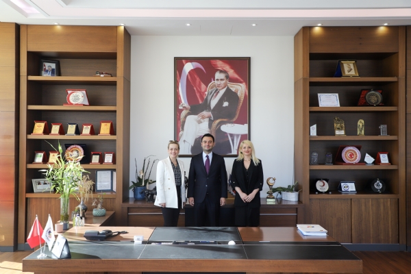 Trakya �� Kad�nlar� Derne�i ve Trakya Organizasyondan �orlu TSO Y�netim Kurulu Ba�kan� �zzet VOLKAN&acute;a Ziyaret