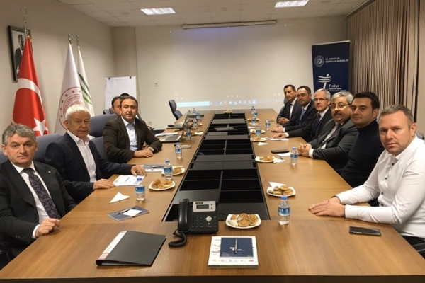 Yönetim Kurulu Başkanımız İzzet Volkan ve Genel Sekreterimiz İbrahim Karağöz,Trakya Dış Ticaret İstihbarat Merkezi (DTİM) Üyesi Başkanlarla Bir Araya Geldi