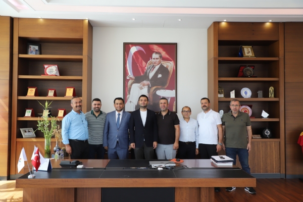 �orlu-Ergene F�r�nc�lar ve Unlu Mamuller Yard�mla�ma Derne�i�nden Y�netim Kurulu Ba�kan�  �zzet VOLKAN&acute;a Ziyaret