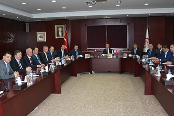 Çorlu TSO Yönetim Kurulu, Gaziantep Ticaret Odası ve Gaziantep Sanayi Odası´nı Ziyaret Etti