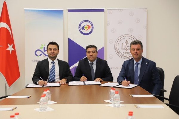Gelece�in �eflerini Yeti�tiriyoruz: �Okul-Sekt�r �� Birli�i Protokol�� Ger�ekle�ti