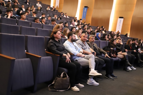 11.Meslek Komitesi Kararna stinaden IEEE ve Tekirda Namk Kemal niversitesi birlii le Teknoloji Zirvesi Dzenlendi