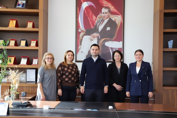 orlu Kent Konseyi ve Edirneliler Dernei Ynetimi Odamz Ynetim Kurulu Bakan zzet Volkan Ziyarette Bulundular
