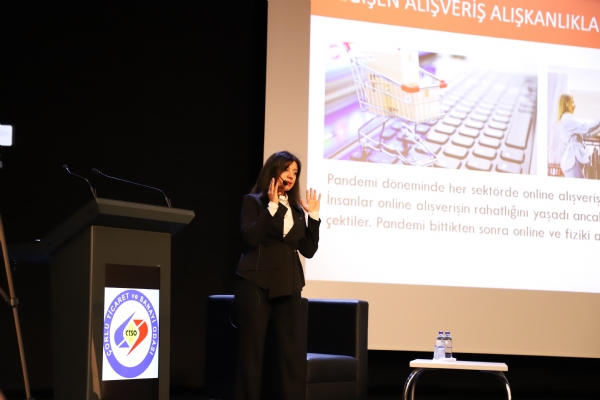orlu Ticaret ve Sanayi Odas nderliinde Perakende ve Maazaclk Zirvesi Dzenlendi