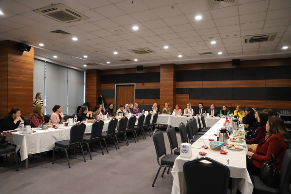 TOBB Tekirda l Kadn Giriimciler  Kurulu Temsilcileri Odamz da  Bir Araya Geldi