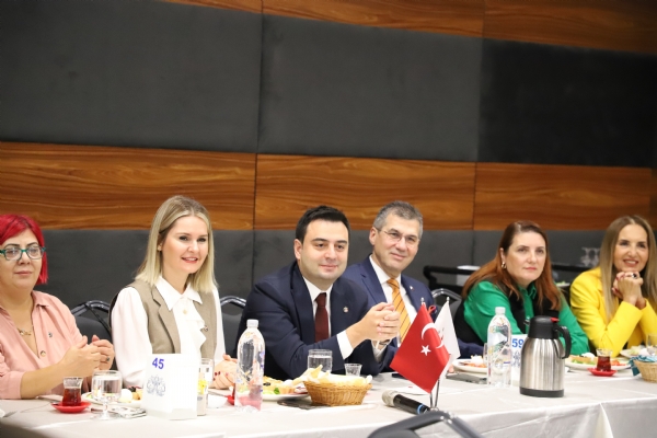 TOBB Tekirda l Kadn Giriimciler  Kurulu Temsilcileri Odamz da  Bir Araya Geldi