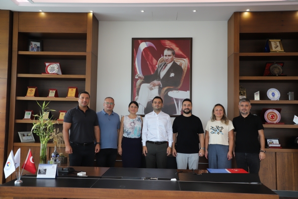 14. Meslek Komitesi�nden Y�netim Kurulu Ba�kan� �zzet VOLKAN�a Ziyaret