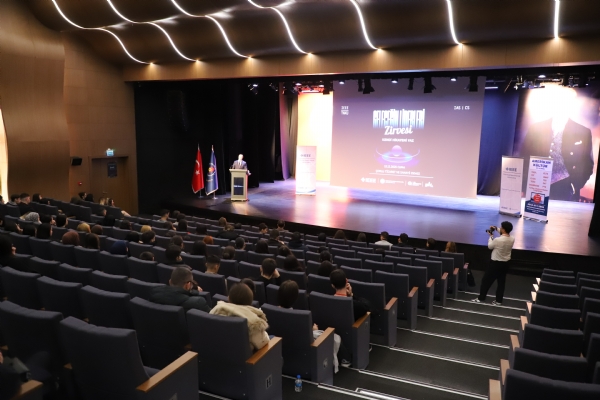 orlu Ticaret ve Sanayi Odas ve  Namk Kemal niversitesi IEEE renci Topluluu   Birliinde Dzenlenen Gelecein Liderleri Zirvesi Gerekleti