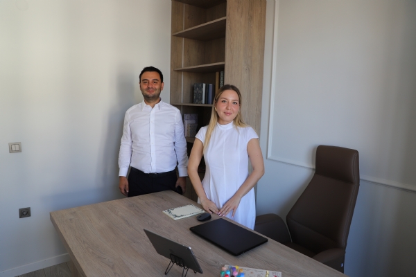 Y�netim Kurulu Ba�kan� �zzet VOLKAN�dan Simay Sert Mimarl�k Ofisine Ziyaret