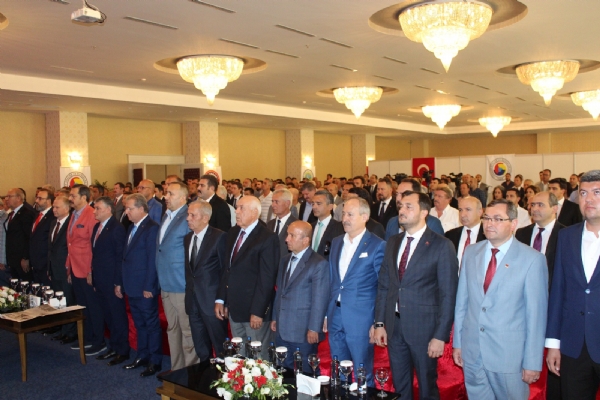 İbrahim Gönül, Tekirdağın Yıldızları Müşterek Ödül Töreni ile TOBB Tekirdağ Mesleki ve Teknik Anadolu Lisesi Temel Atma Törenine Katıldı