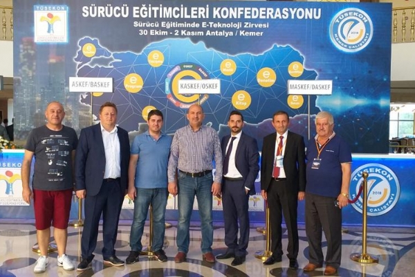 Çorlu İlçe Milli Eğitim Müdürü Ahmet Üzgün ve 14. Meslek Grubu Üyeleri 7. Geleneksel Çalıştaya İştirak Etti
