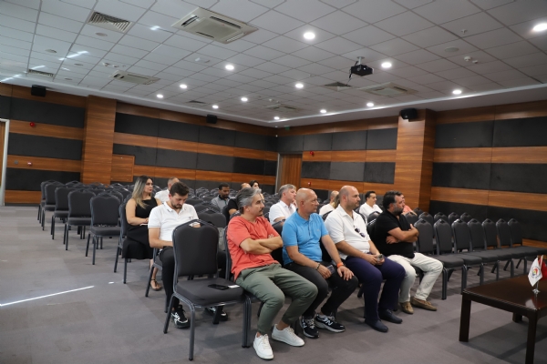 orlu Ticaret ve Sanayi Odas TOBBUYUM Arabuluculuk ve Uyumazlk zm Merkezi  Birliiyle Seminer Dzenledi
