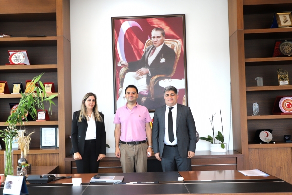 Ziraat Bankas orlu Bulvar ube Mdr Sayn Mehmet Sena ETN ve Perakende Mteri likileri Temsilcisi Sayn Hatice ATA CANSIZOLU Odamz Ynetim Kurulu Bakan zzet VOLKAN Ziyaret Etti