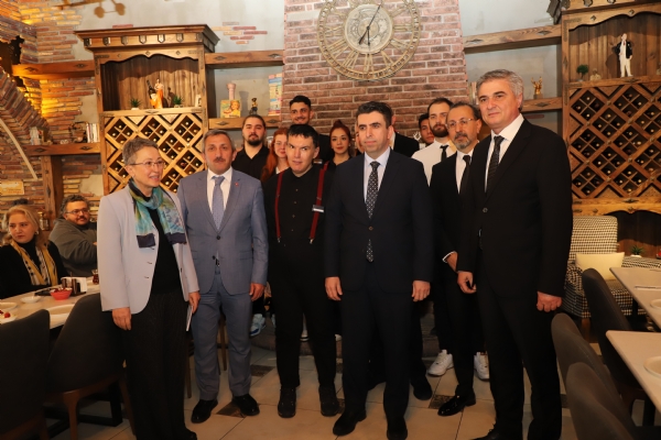 2 Nisan Dnya Otizm Farkndalk Gn Kapsamnda Otizmli Bireylerin alt Firmalara Ziyaret Dzenlendi