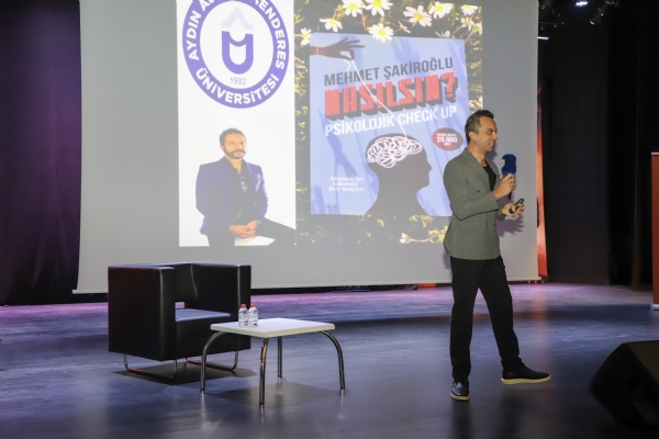 �orlu TSO ve �orlu �l�e Milli E�itim M�d�rl��� �� Birli�inde Do�. Dr. Mehmet �akiro�lunun Kat�l�m�yla ��rencilere y�nelik S�yle�i Ger�ekle�ti