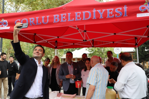 orlu Ticaret ve Sanayi Odas ve orlu Belediyesi ibirliinde dzenlenen Corafi aretli rnler Stand orlu Belediyesi nnde Halka Tantld
