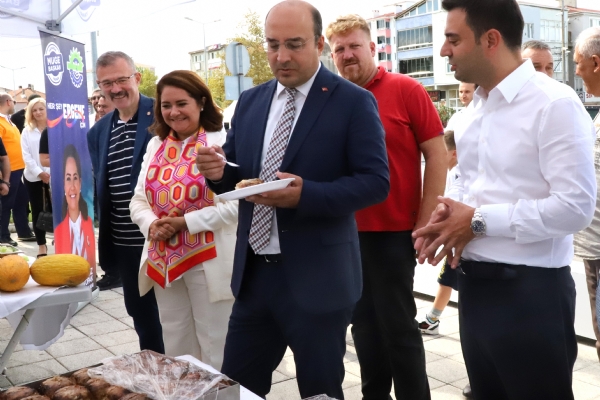 orlu Ticaret ve Sanayi Odas ve Ergene Belediyesi birliinde Dzenlenen Corafi aretli rnler Stand Ergene Belediyesi Hizmet Binasnda Halka Tantld