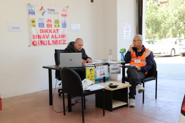 Motorlu Kara Tatlar Alm-Satm Mesleki Yeterlilik Belgesi Snav Odamzda Gerekleti