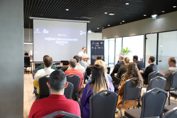 �orlu Ticaret ve Sanayi Odas� ile MEXT �� Birli�inde D�zenlenen �Dijital Okuryazarl�k� E�itimi, Trakya Tekmerde Ger�ekle�tirildi