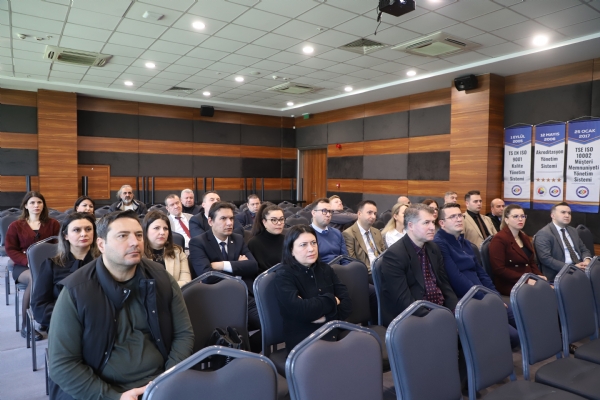 �orlu Ticaret ve Sanayi Odas� ve �orlu Belediyesi  Afet ��leri �ube M�d�rl��� �� Birli�inde D�zenlenen  Afet Bilgilendirme E�itimi ve Tahliye Tatbikat� Ger�ekle�ti
