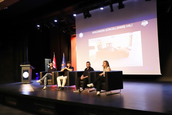Eitimden stihdama Kariyer Zirvesi stihdam Bulumas Gerekleti