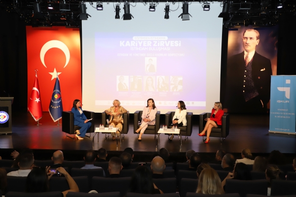 Eitimden stihdama Kariyer Zirvesi stihdam Bulumas Gerekleti