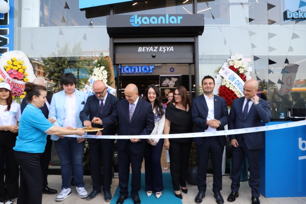 orlu Ticaret ve Sanayi Odas Ynetim Kurulu Bakan zzet Volkan KAAN ELEKTRONK VE DTM Konsept Maazasnn Alna Katld