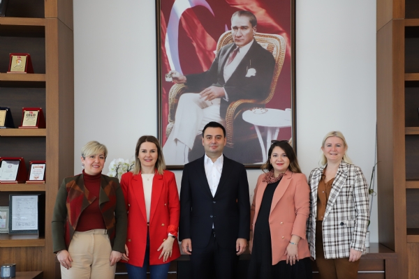 Tekirdağ İl Kadın Girişimciler İcra Komitesi Üyeleri Odamız Yönetim Kurulu Başkanı İzzet VOLKAN´ı Ziyaret Etti