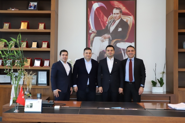 Çorlu Akbank Emlak Konut Şube Yönetimi Odamız Yönetim Kurulu Başkanı İzzet VOLKANı Ziyaret Etti