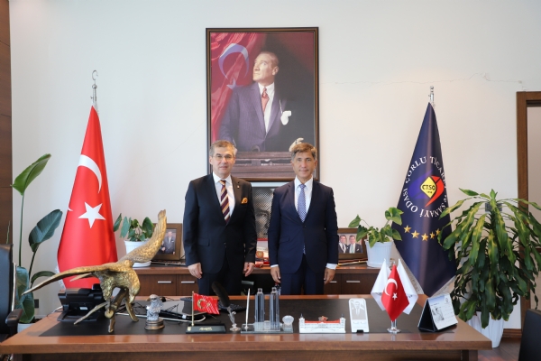 orlu Kaymakam Sayn Niyazi ERTEN  Odamz Meclis Bakan Sayn Erdim NOYAN´a  Ziyarette Bulundu