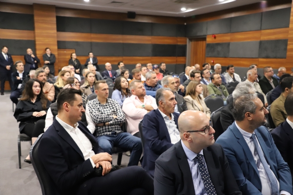 orlu Ticaret ve Sanayi Odas ve QNB Invest i birliiyle dzenlenen Kresel Piyasalara Bak: 20252026 konulu etkinlik gerekletirildi