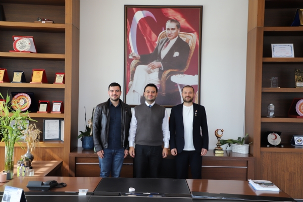 100. Yl Rotaract Kulbnden orlu Ticaret ve Sanayi Odas Ynetim Kurulu Bakan zzet VOLKAN´a ziyaret