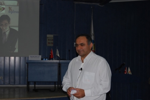"Kurumsallaşma ve Kurumsallaşmanın Yeni Türk Ticaret Kanunundaki Önemi" Semineri Gerçekleşti