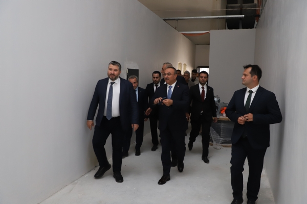 Sanayi ve Teknoloji Bakan Yard�mc�s� Say�n Oru� Baba �NAN&acute;dan Trakya Model Fabrika&acute;ya Ziyaret