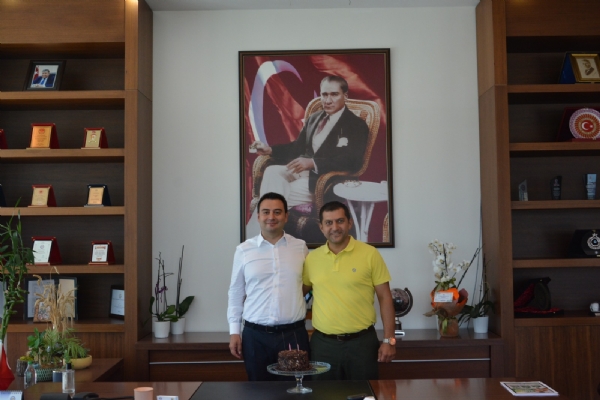 MHP Çorlu İlçe Başkanı İlhan Ermeydandan Odamız Yönetim Kurulu Başkanı İzzet Volkana Ziyaret