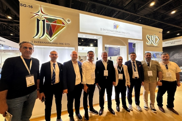 orlu Ticaret ve Sanayi Odas Heyeti  Dubaide Dzenlenen "Jewellery, Gem & Technology" Fuarna  Katld