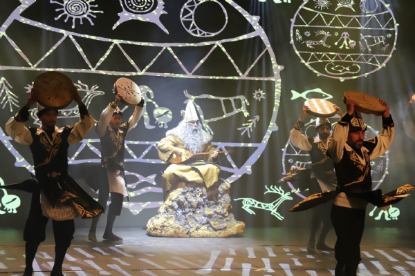 Çorlu Ticaret ve Sanayi Odası ve Çorlu Belediyesi İş Birliğiyle Düzenlenen "Destanların Dansı" Gösterisi Odamızda Gerçekleşti