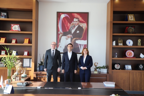 Edya Otel Yetkililerinden �orlu TSO Y�netim Kurulu Ba�kan� �zzet VOLKAN&acute;a Ziyaret