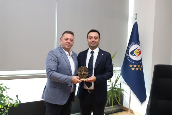 Yeni Parti �orlu �l�e Te�kilat�ndan �orlu TSO Y�netim Kurulu Ba�kan� �zzet VOLKAN&acute;a Tebrik Ziyareti